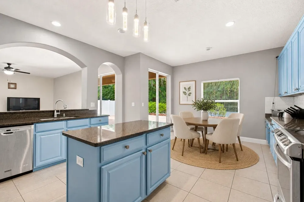10637 LIBERTY BELL DRIVE Tampa, FL 33647