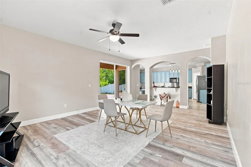 10637 LIBERTY BELL DRIVE Tampa, FL 33647