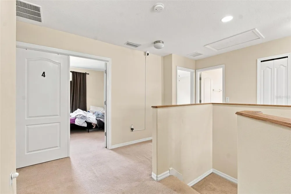 10637 LIBERTY BELL DRIVE Tampa, FL 33647