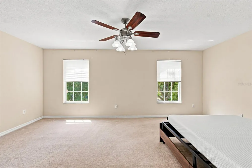 10637 LIBERTY BELL DRIVE Tampa, FL 33647