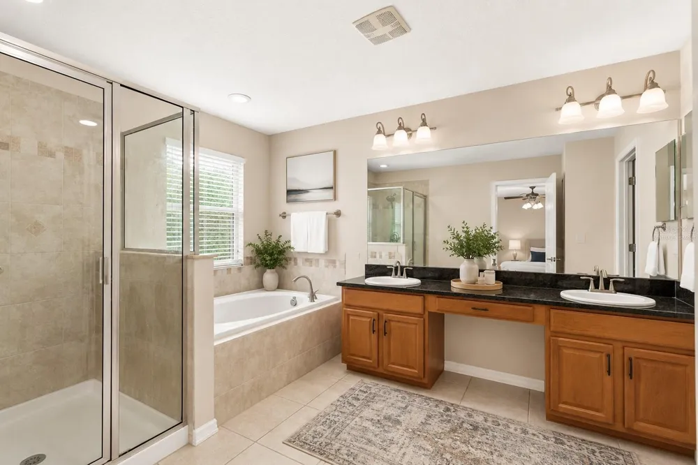 10637 LIBERTY BELL DRIVE Tampa, FL 33647