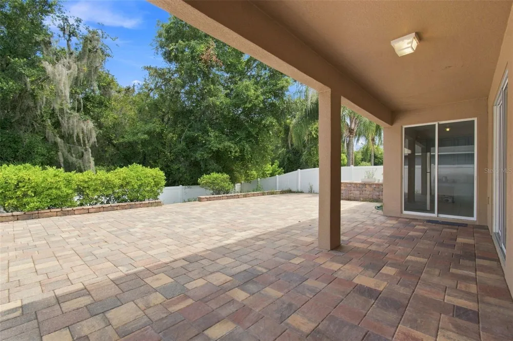 10637 LIBERTY BELL DRIVE Tampa, FL 33647