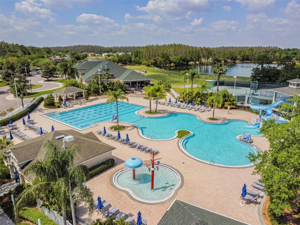 10637 LIBERTY BELL DRIVE Tampa, FL 33647