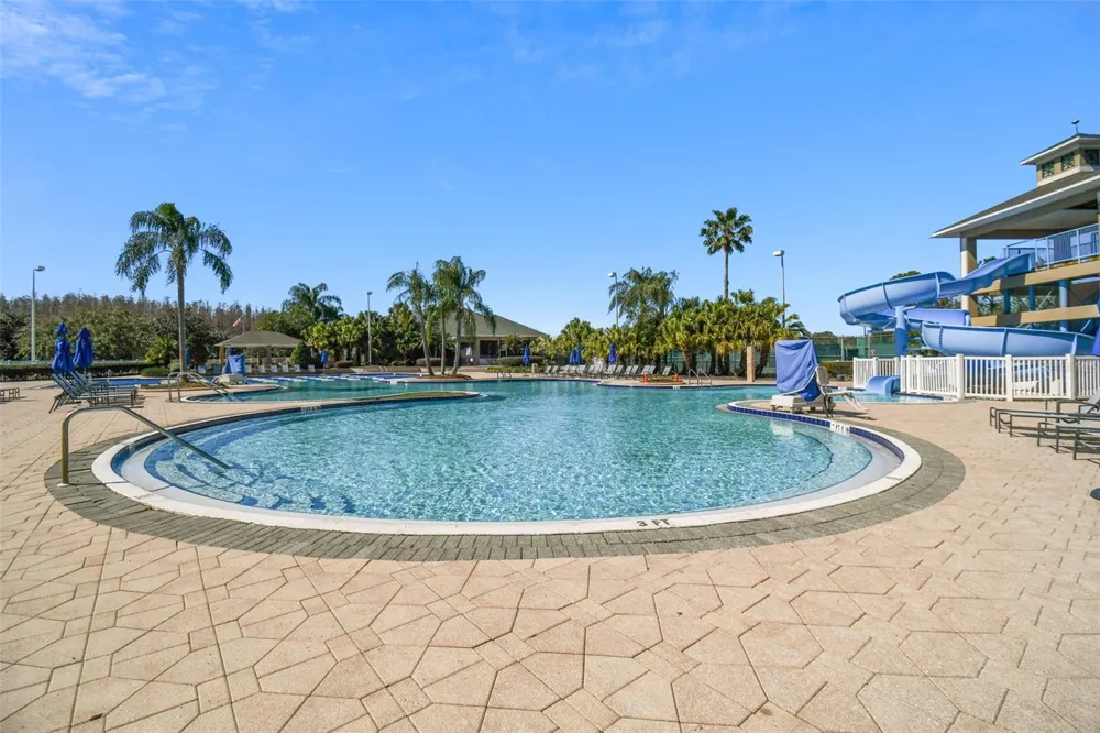 10637 LIBERTY BELL DRIVE Tampa, FL 33647