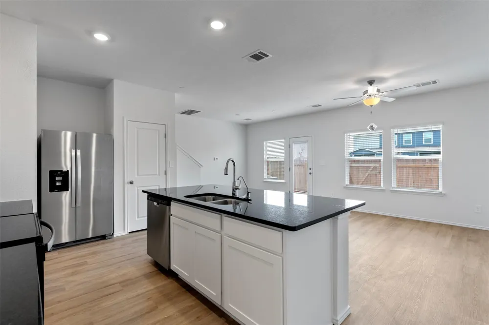 164 Cinnabar lane Lane #4 Kyle, TX 78640