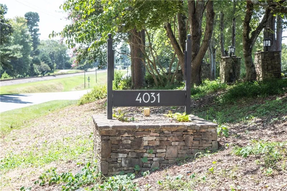 4031 Gainesville Highway Alto, GA 30510