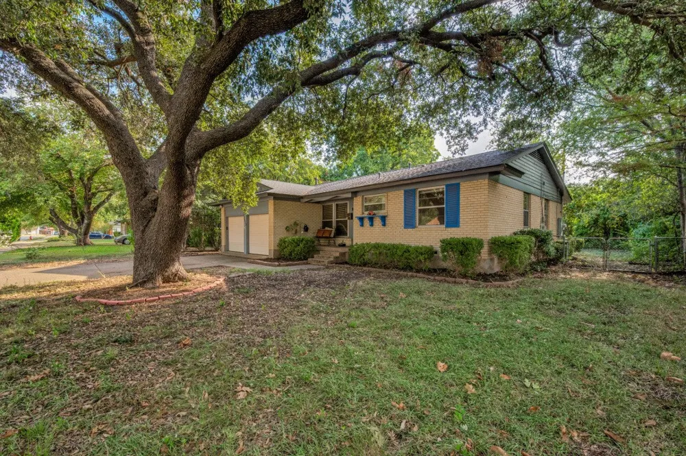 13512 Challaburton Drive Farmers Branch, TX 75234
