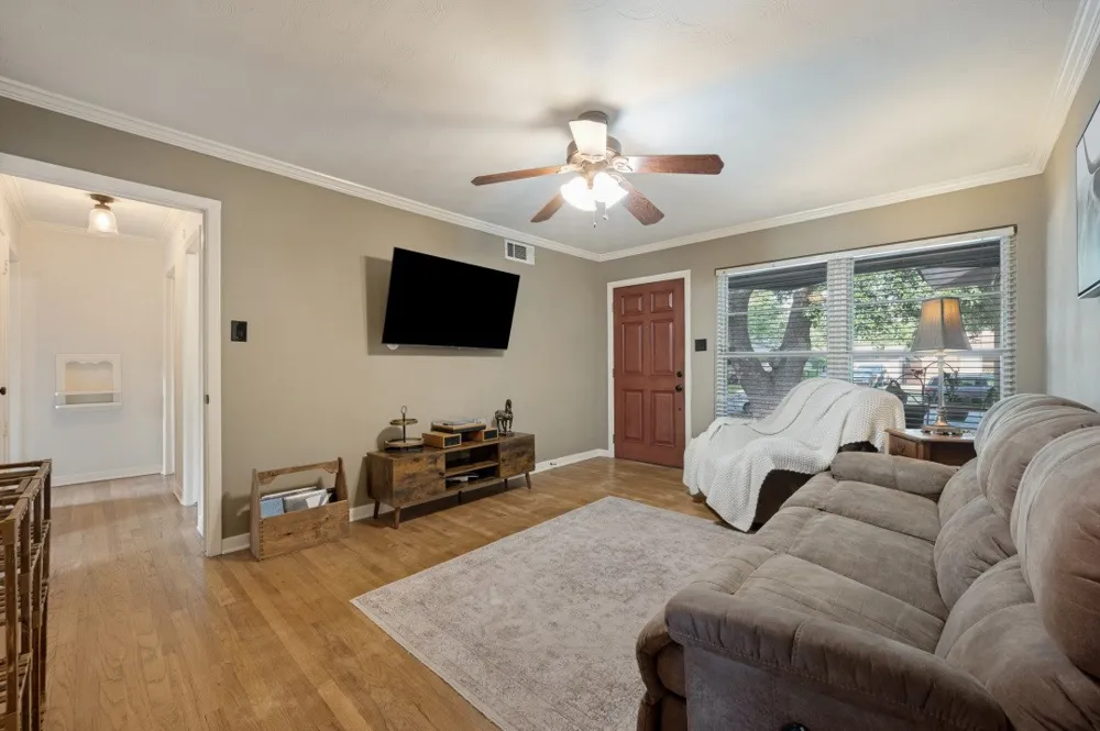 13512 Challaburton Drive Farmers Branch, TX 75234