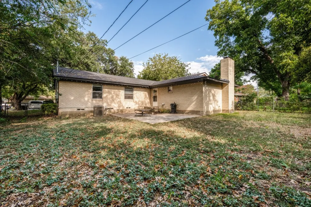 13512 Challaburton Drive Farmers Branch, TX 75234