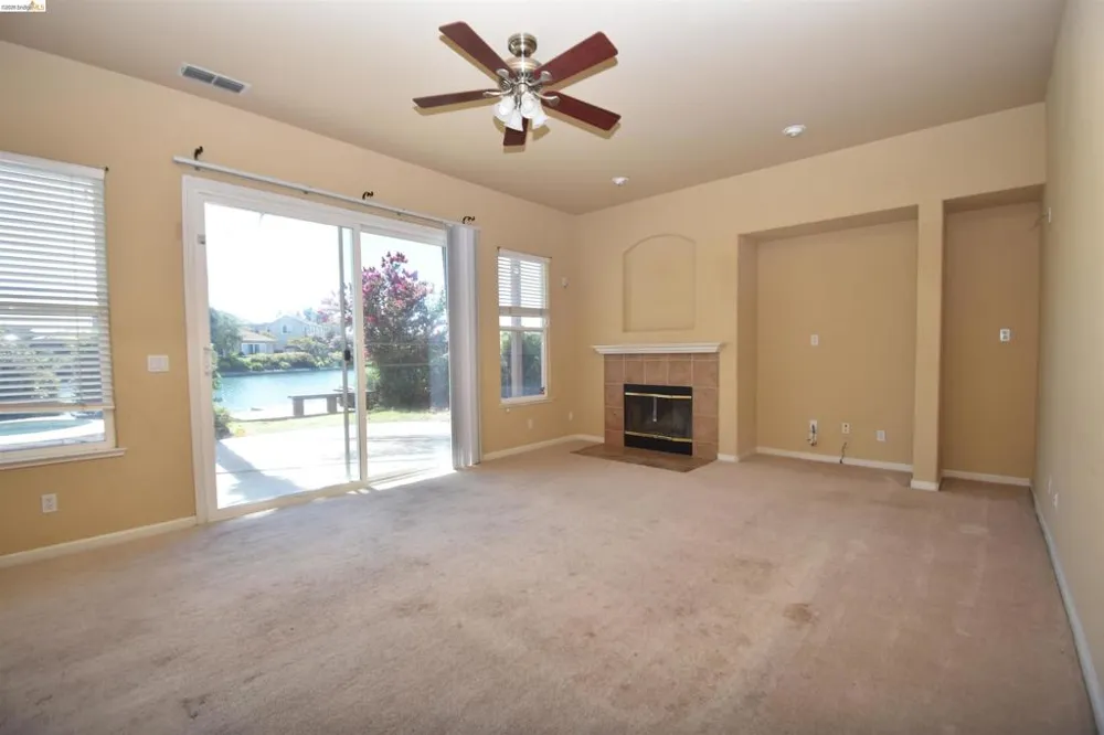 4445 Spyglass Dr Stockton, CA 95219