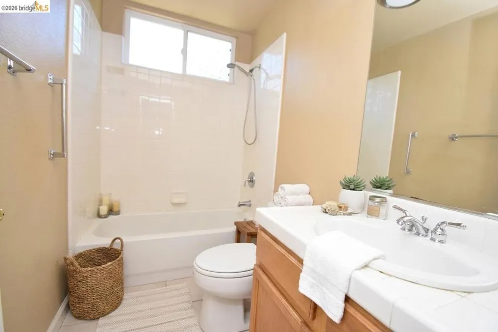 4445 Spyglass Dr Stockton, CA 95219