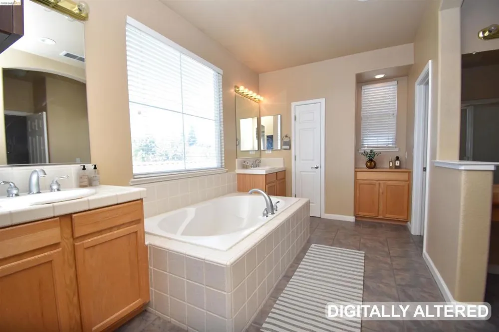 4445 Spyglass Dr Stockton, CA 95219