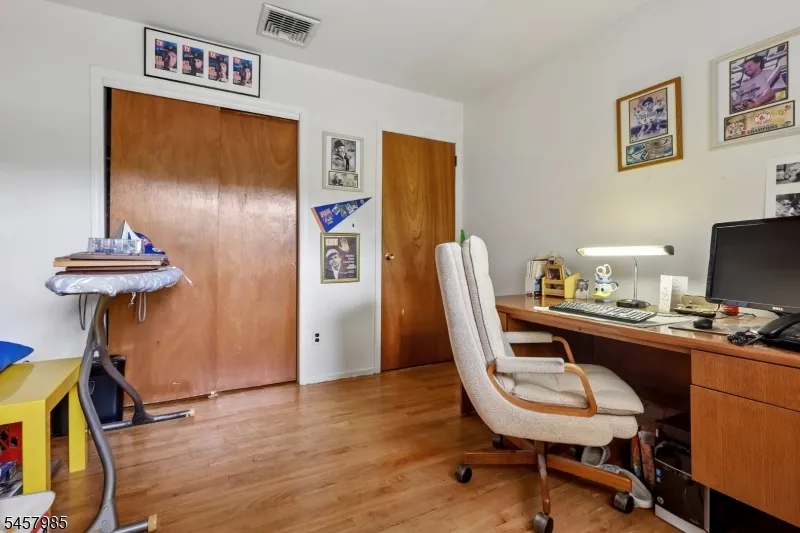 55 Lench Ave Edison, NJ 08820