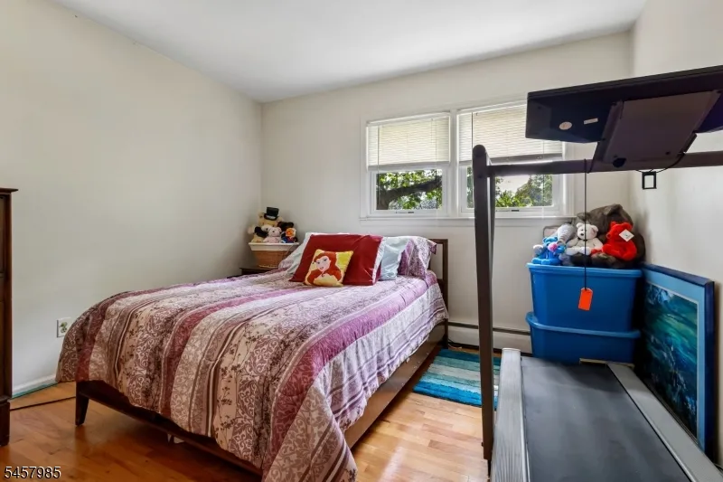 55 Lench Ave Edison, NJ 08820