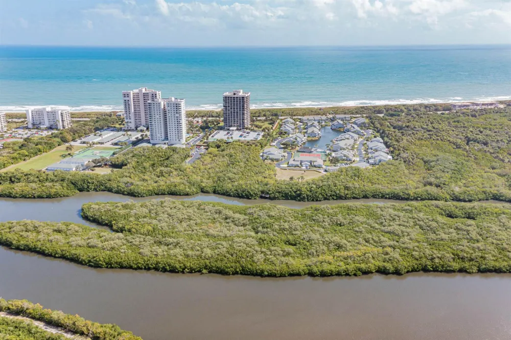 4949 HIGHWAY A1A #152 Hutchinson Island, FL 34949
