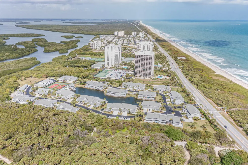 4949 HIGHWAY A1A #152 Hutchinson Island, FL 34949