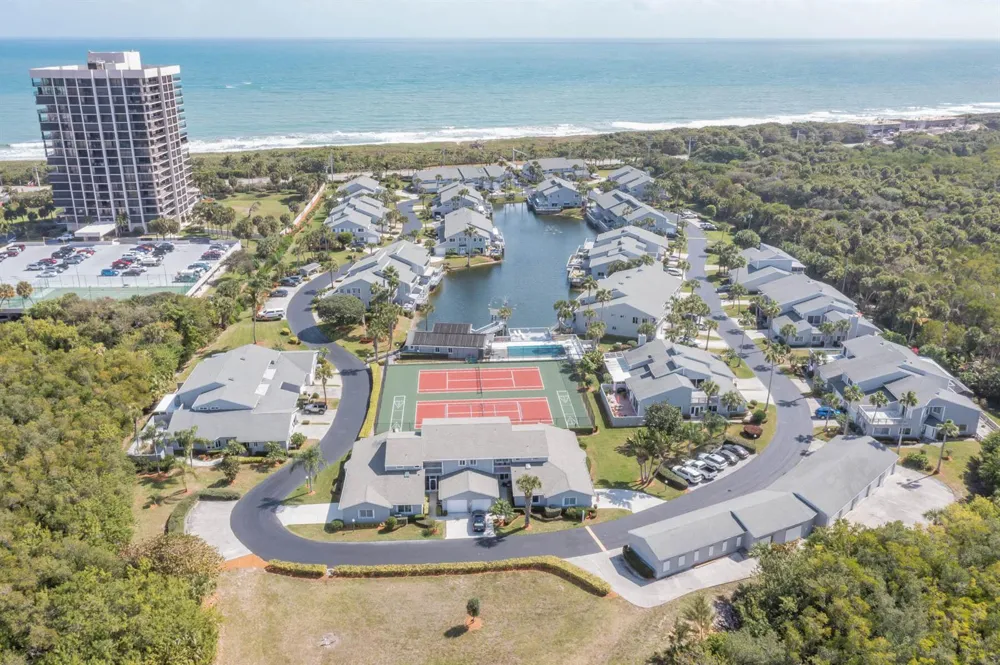 4949 HIGHWAY A1A #152 Hutchinson Island, FL 34949