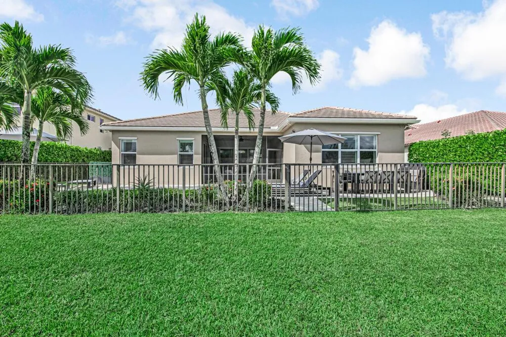 2318 Bellarosa Circle Royal Palm Beach, FL 33411