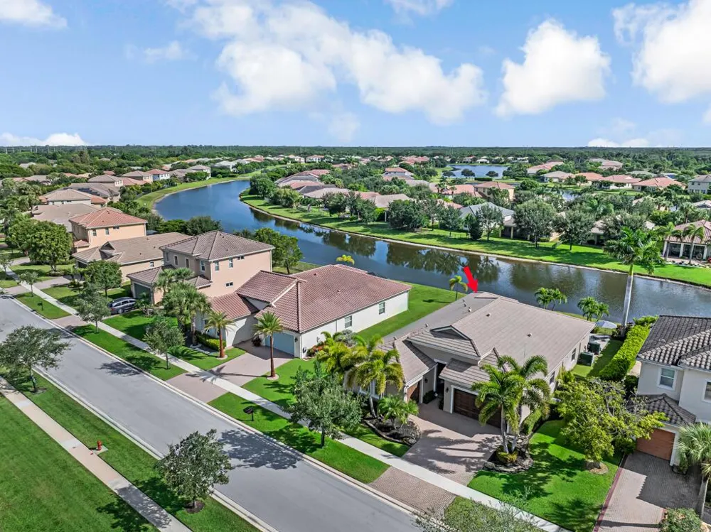 2318 Bellarosa Circle Royal Palm Beach, FL 33411