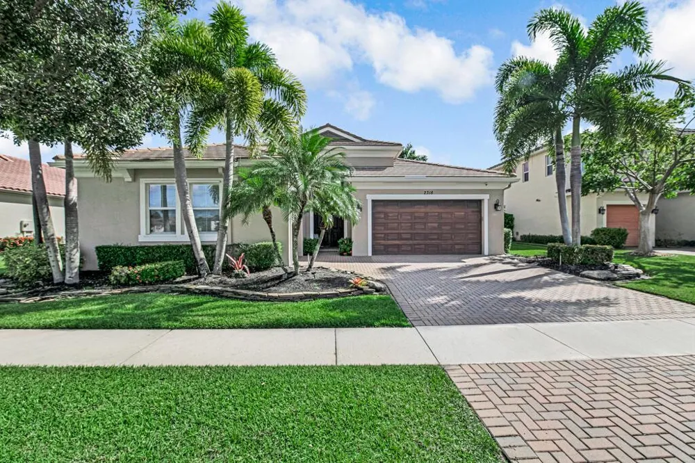 2318 Bellarosa Circle Royal Palm Beach, FL 33411