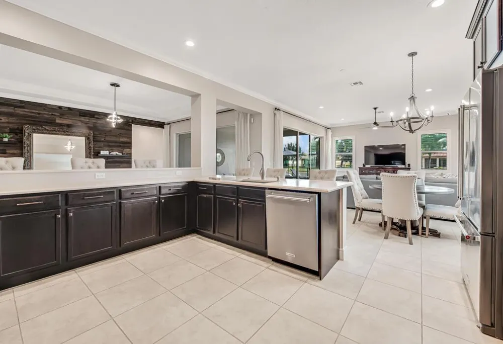 2318 Bellarosa Circle Royal Palm Beach, FL 33411