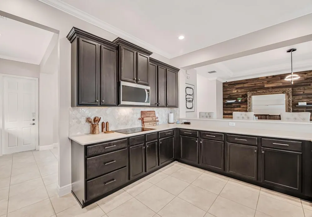 2318 Bellarosa Circle Royal Palm Beach, FL 33411