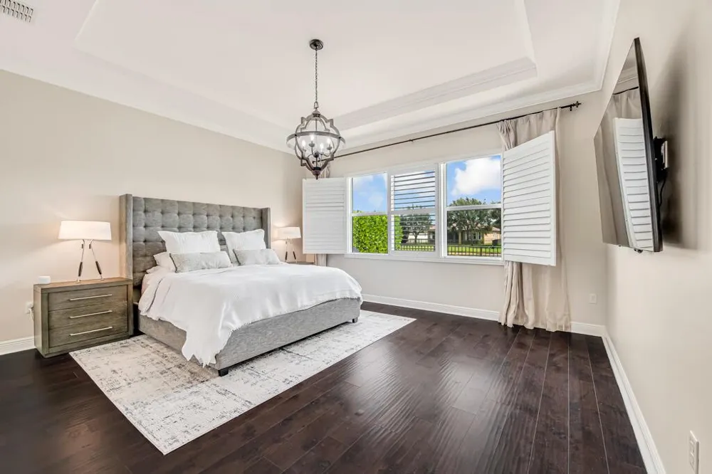 2318 Bellarosa Circle Royal Palm Beach, FL 33411