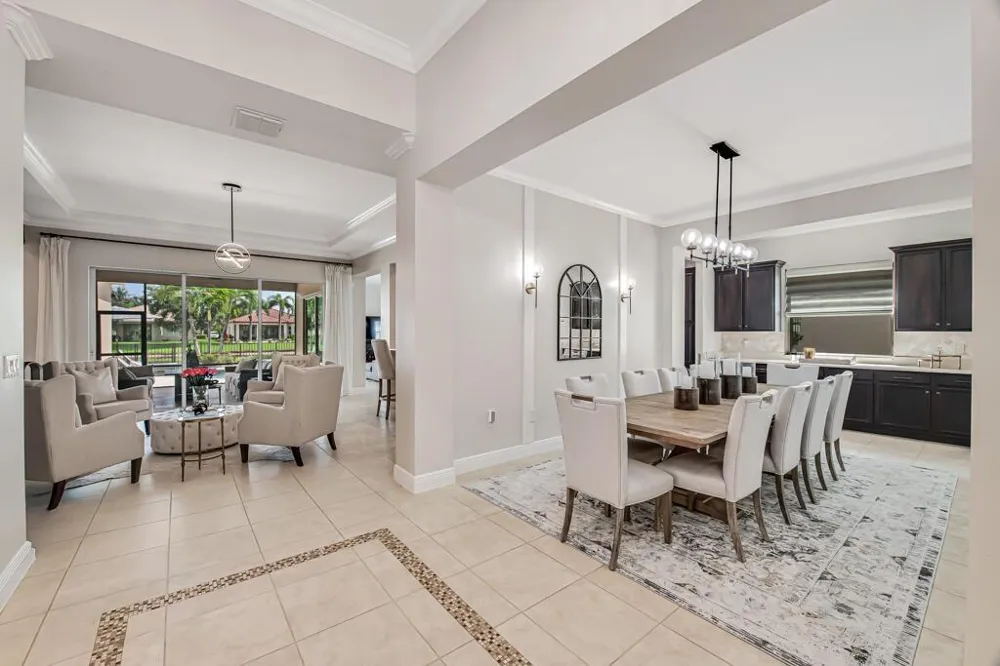 2318 Bellarosa Circle Royal Palm Beach, FL 33411
