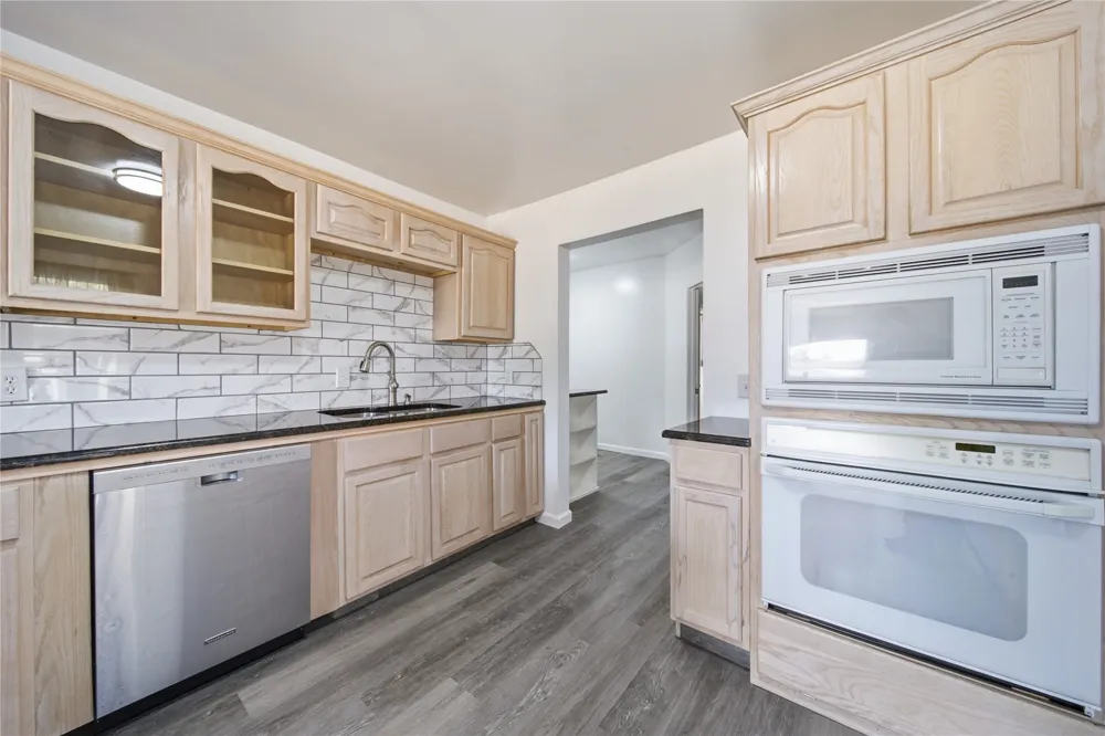 1214 New Haven Avenue Tulsa, OK 74115