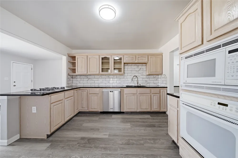 1214 New Haven Avenue Tulsa, OK 74115