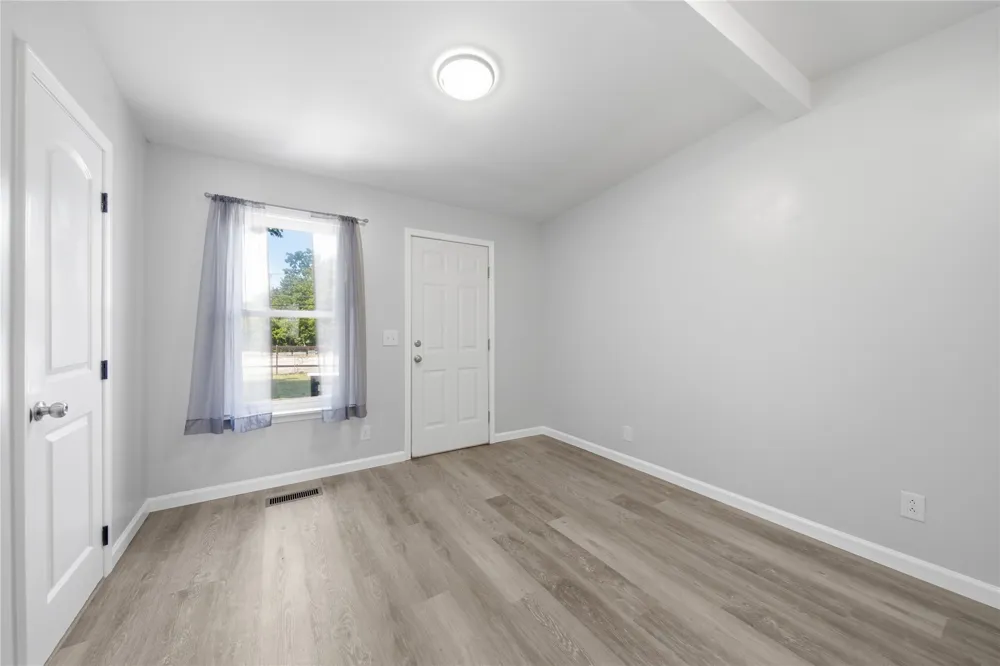 1214 New Haven Avenue Tulsa, OK 74115