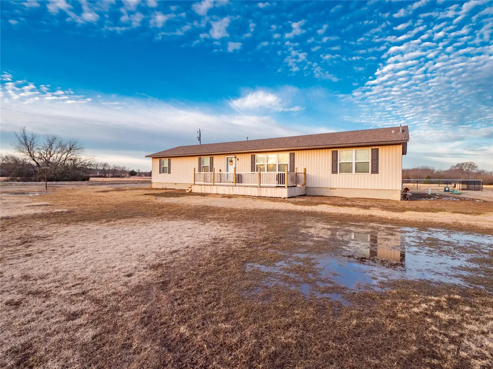 609 1st Street Pittsburg, OK 74560