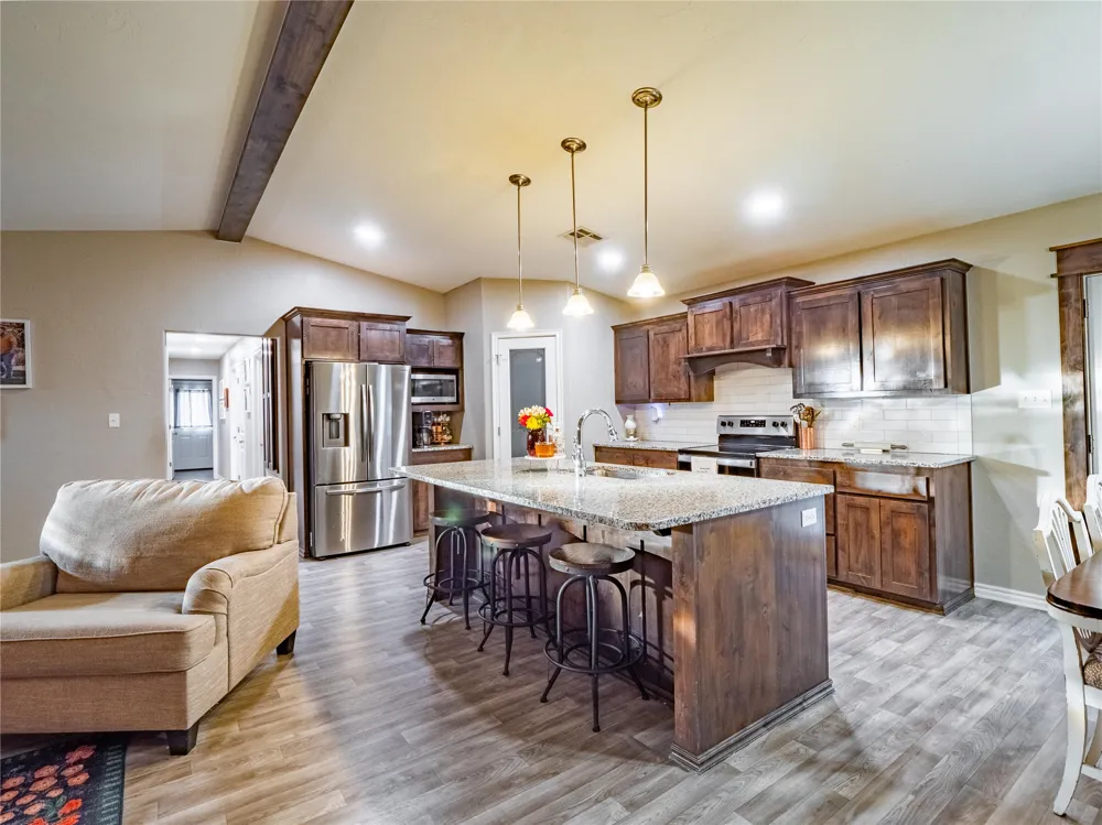 609 1st Street Pittsburg, OK 74560