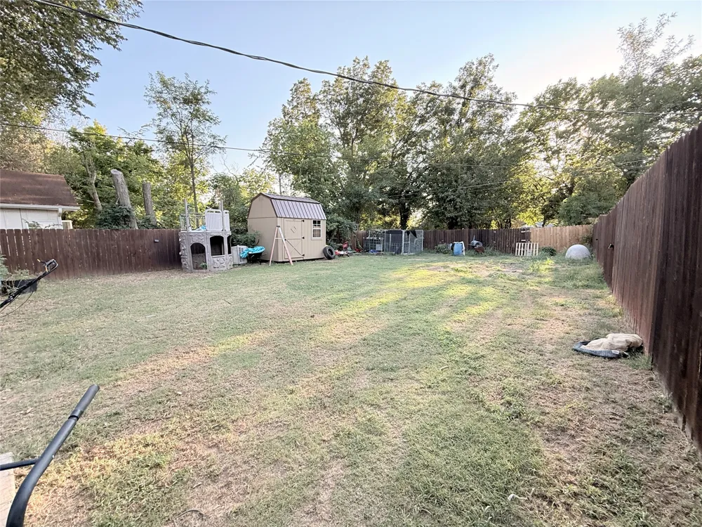 810 S Hickory Street Bristow, OK 74010