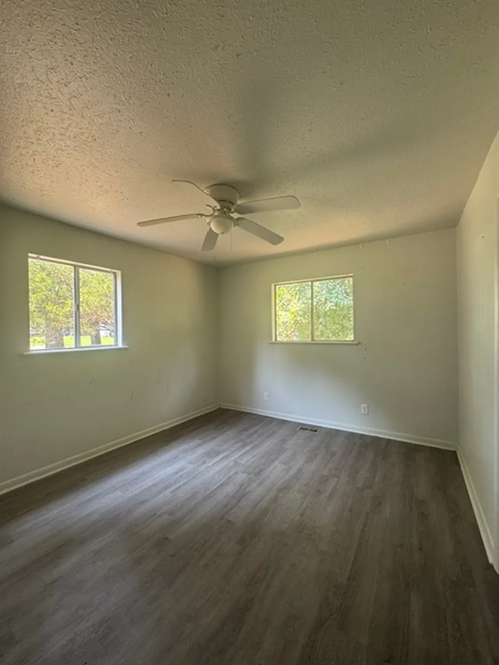 600 S Southerland Road Gans, OK 74936
