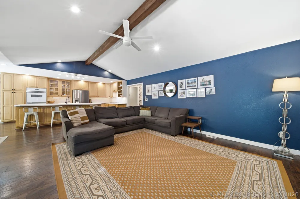 8211 S Marion Avenue Tulsa, OK 74137