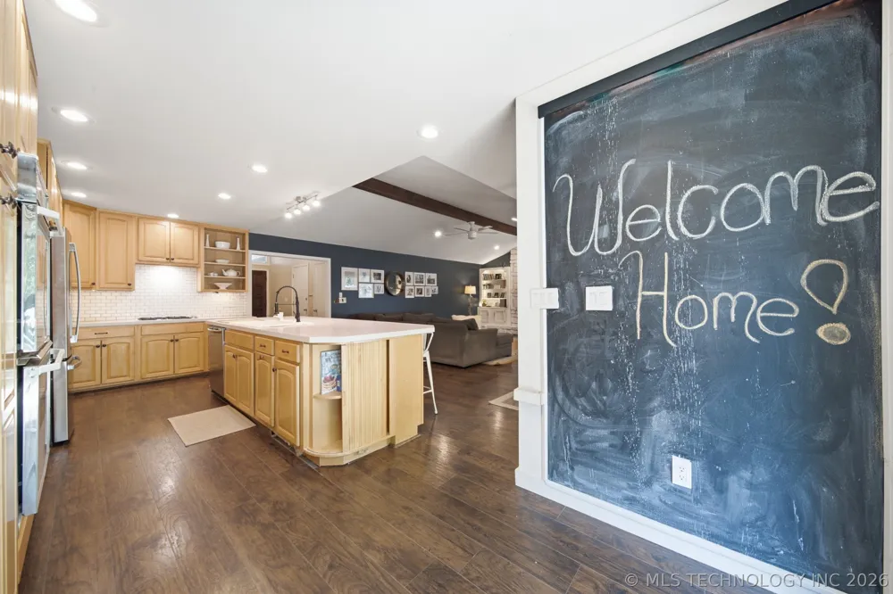 8211 S Marion Avenue Tulsa, OK 74137