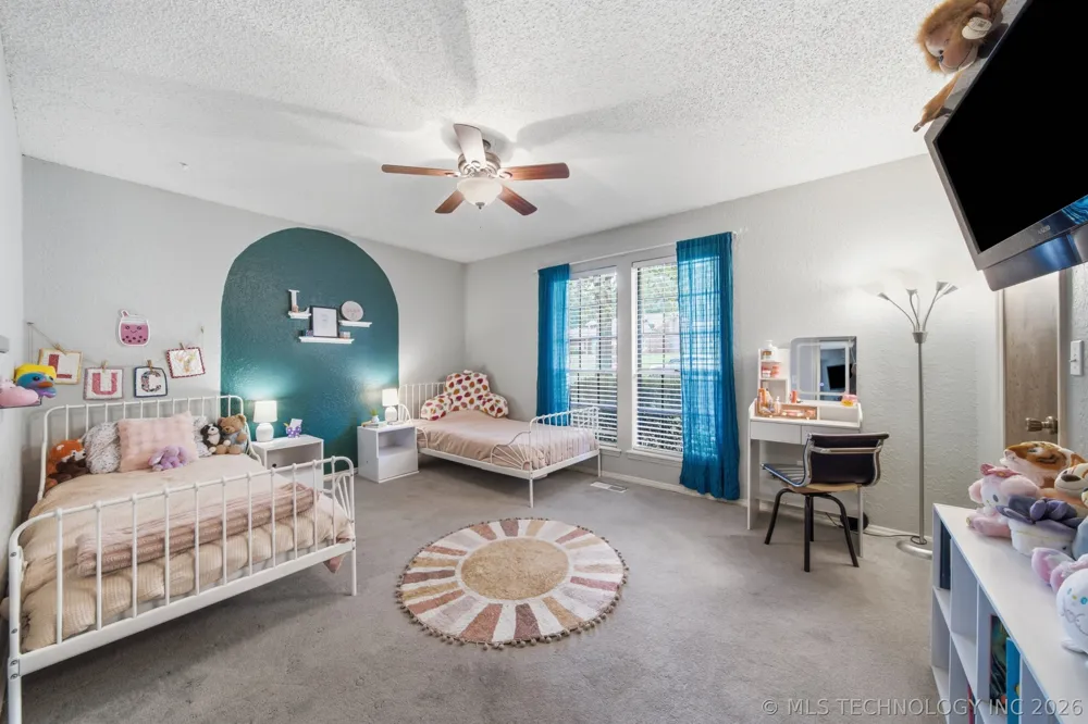 8211 S Marion Avenue Tulsa, OK 74137
