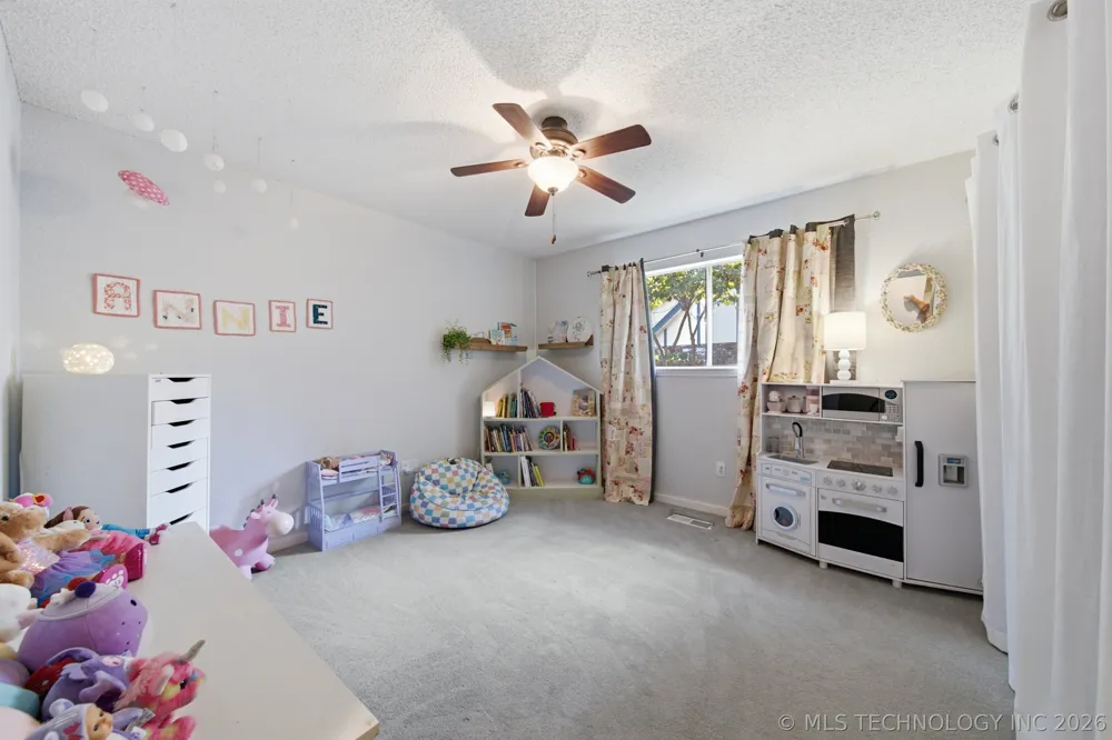 8211 S Marion Avenue Tulsa, OK 74137