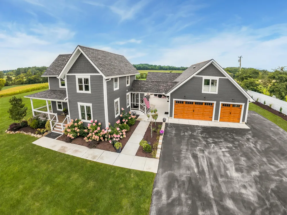 10600 Mooreville Road Saline Township, MI 48176
