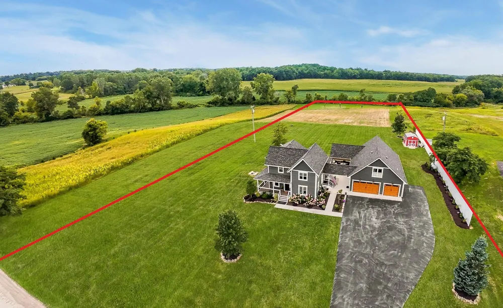 10600 Mooreville Road Saline Township, MI 48176