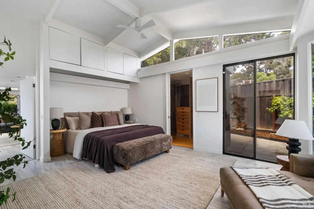 43 La Crescenta Way San Rafael, CA 94901