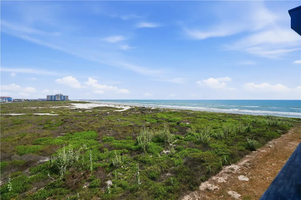 15340 Leeward Drive #303 Corpus Christi, TX 78418