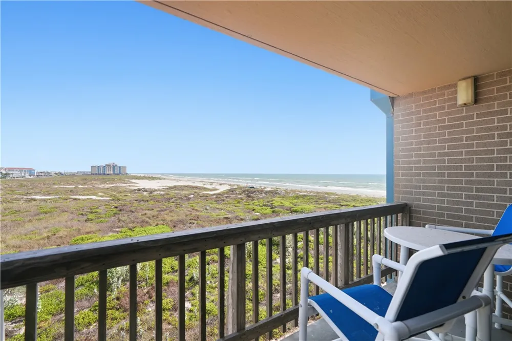 15340 Leeward Drive #303 Corpus Christi, TX 78418