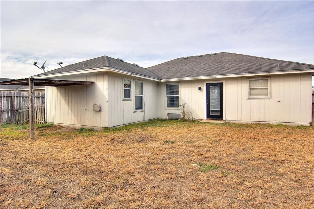 5825 Skylark Corpus Christi, TX 78408