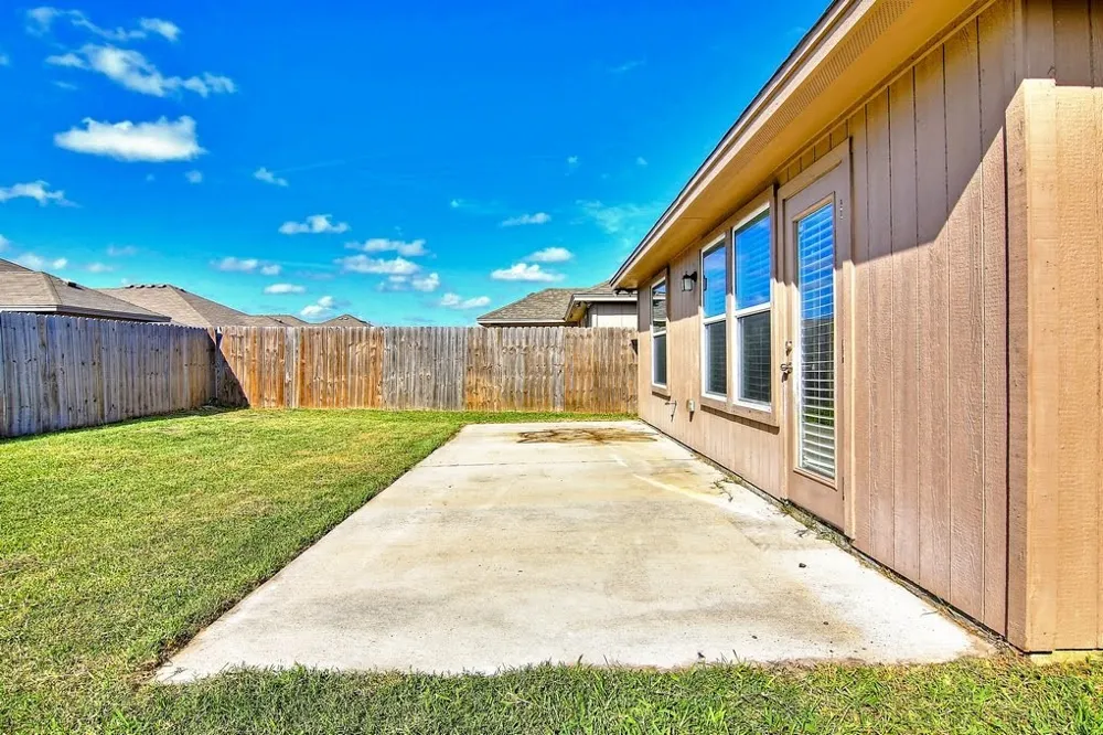3021 Cantabria Street Corpus Christi, TX 78415