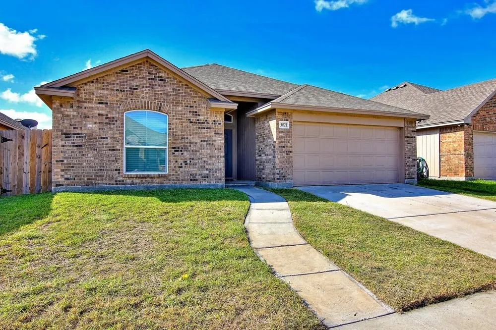 3021 Cantabria Street Corpus Christi, TX 78415