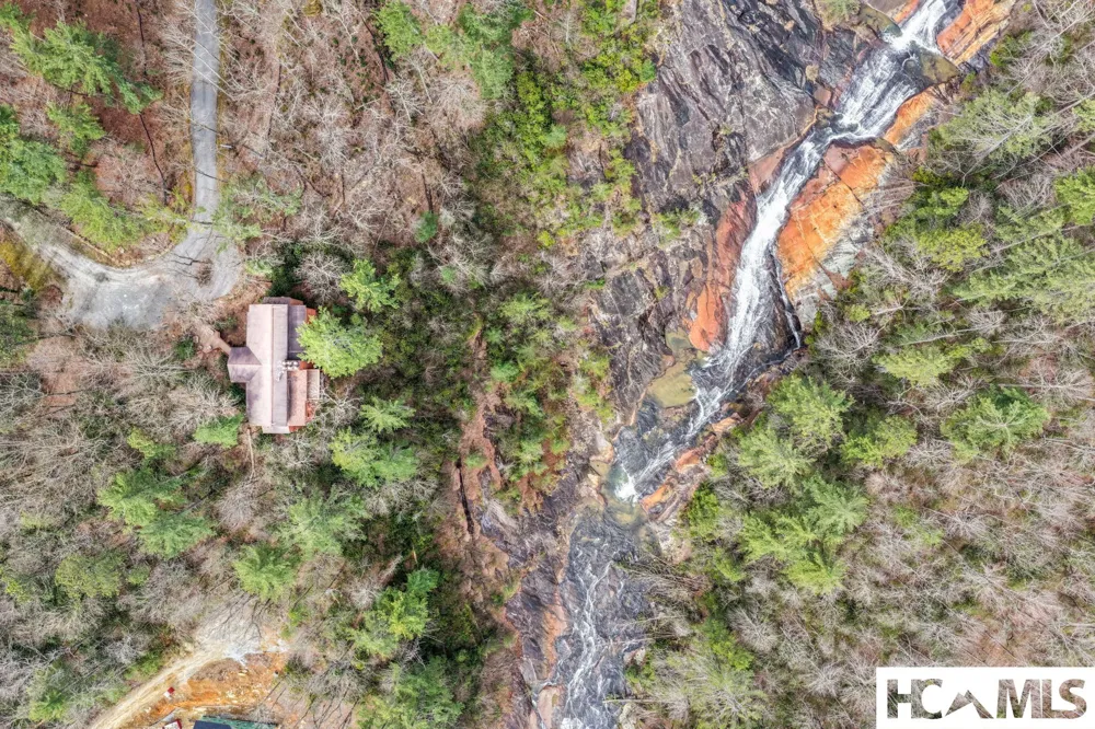221 Toxaway Falls Drive #1A Lake Toxaway, NC 28747