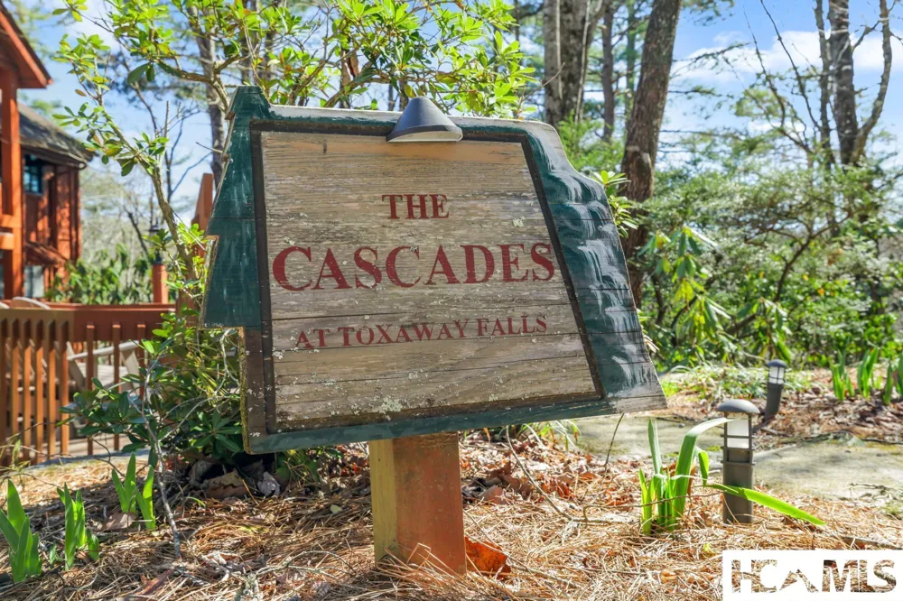 221 Toxaway Falls Drive #1A Lake Toxaway, NC 28747