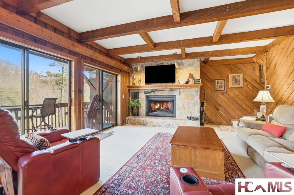 221 Toxaway Falls Drive #1A Lake Toxaway, NC 28747